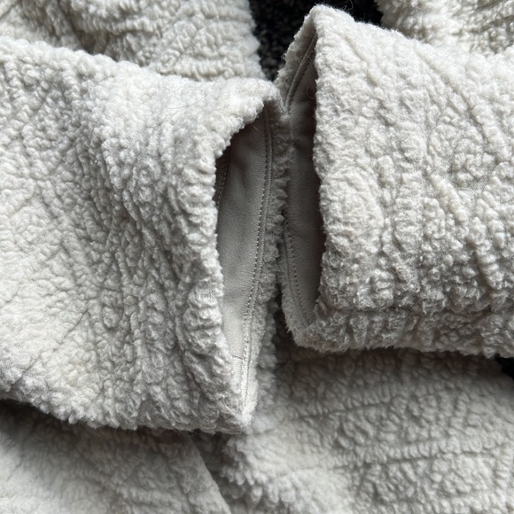 Patagonia Fair Isle Fleece Jacket- like new! - Picture 6 of 9